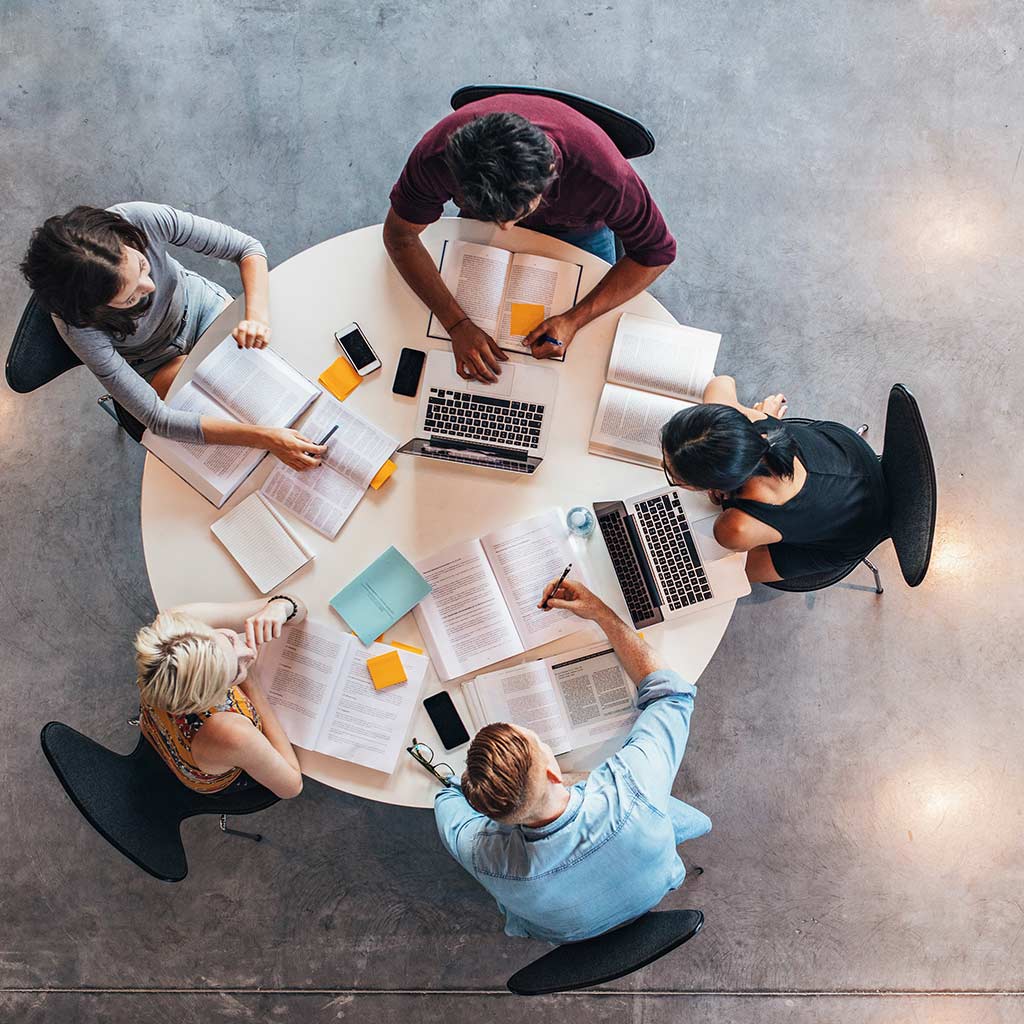 Inlingua-Lugano-CORSI-Adulti-Business-Focused studenti corso